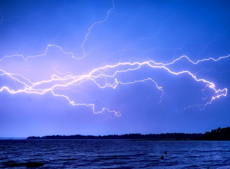 finland lightning